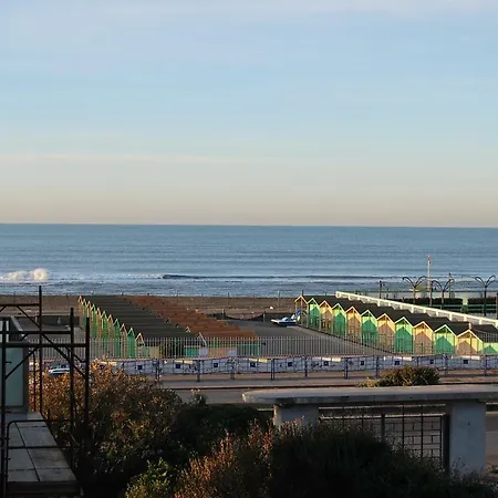 Loft Fronte Mare Apartment *